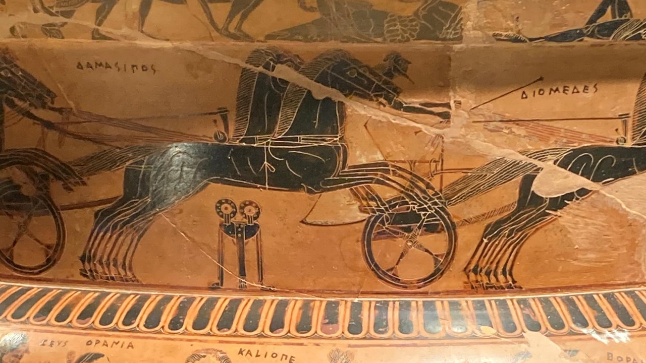This François Vase detail depicts the chariot race organized by Achilles in honor of the fallen Patroklos, a key episode from Homer’s Iliad.