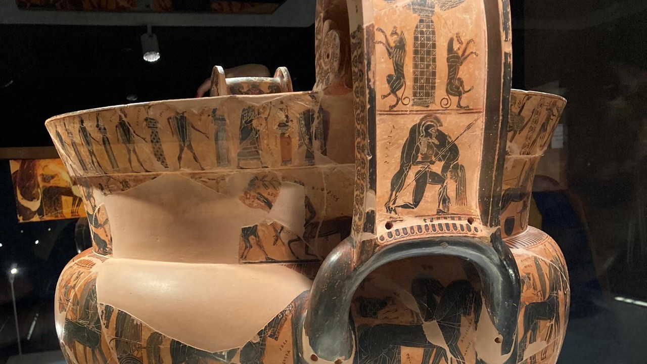  Ajax carries the fallen body of Achilles from the battlefield, a poignant moment drawn from the Trojan War cycle.